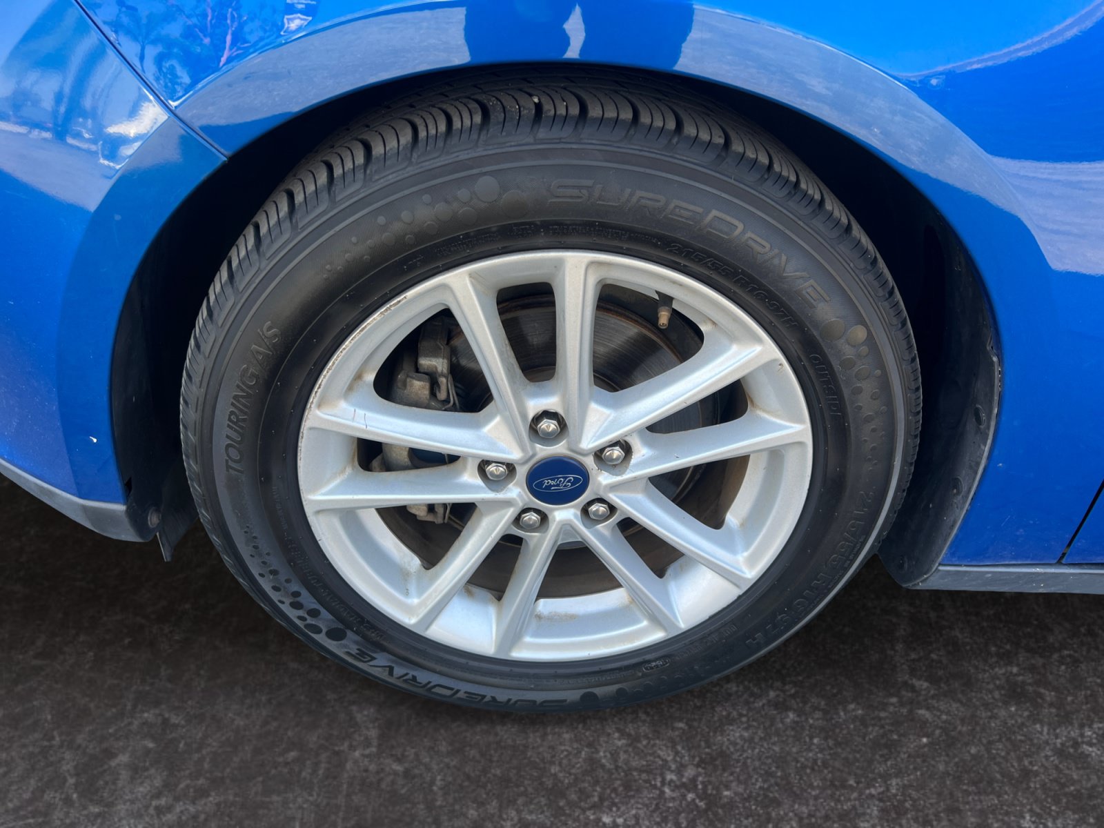 Used 2018 Ford Focus SE FWD image 14