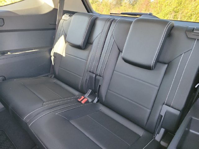 Used 2023 Volkswagen Atlas SE w/ Black Wheel Package AWD/4WD image 23