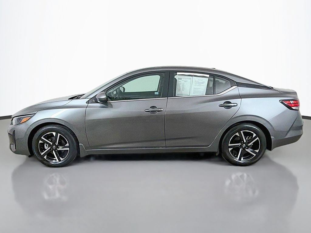 Used 2024 Nissan Sentra SV FWD image 13