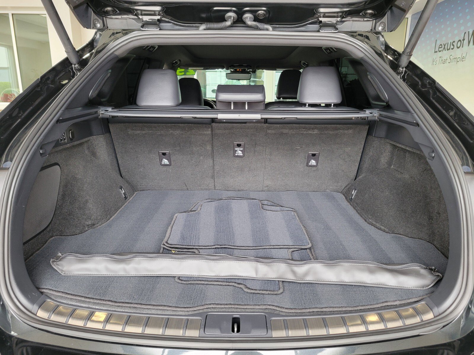 Certified 2025 Lexus RX 450h AWD w/ Convenience Package image 15