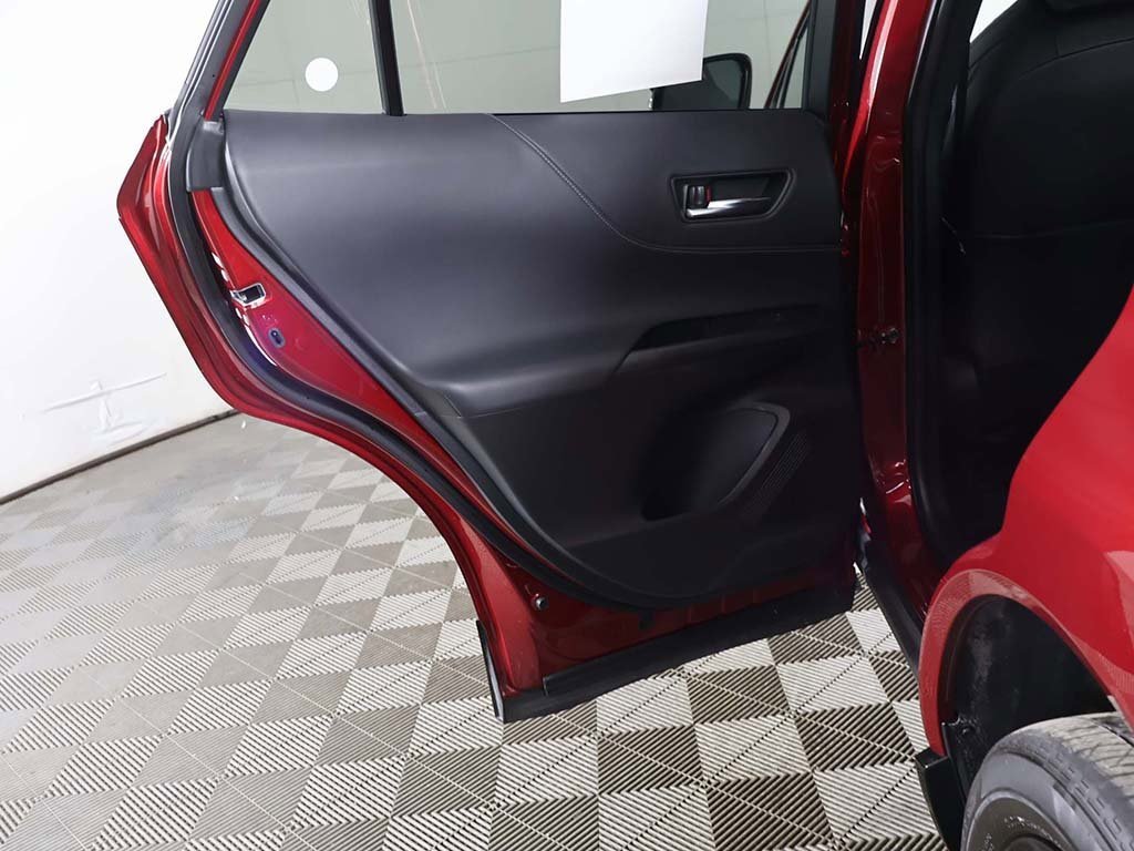 Used 2023 Toyota Venza Nightshade image 23