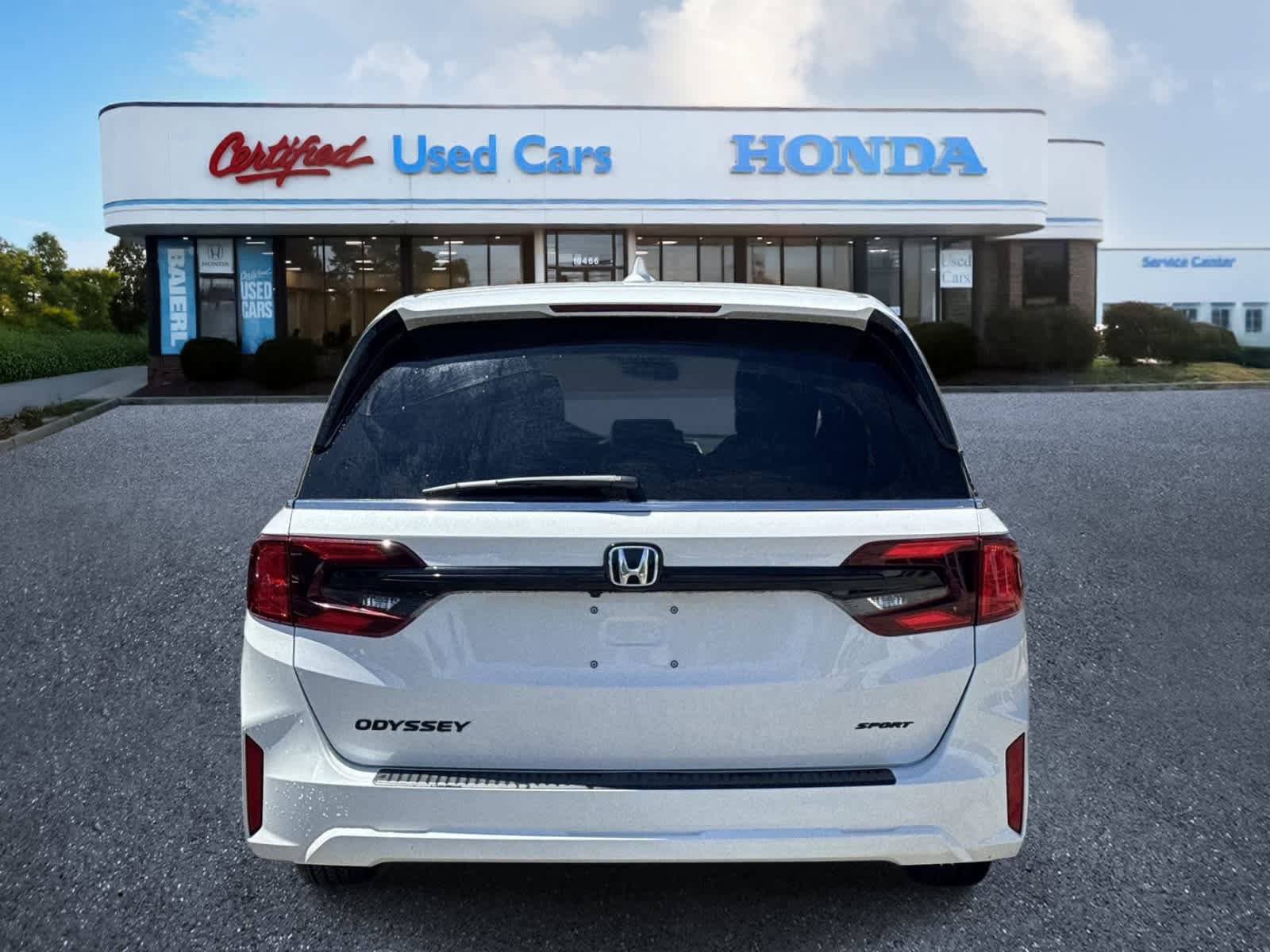 Used 2026 Honda Odyssey Sport-L image 4