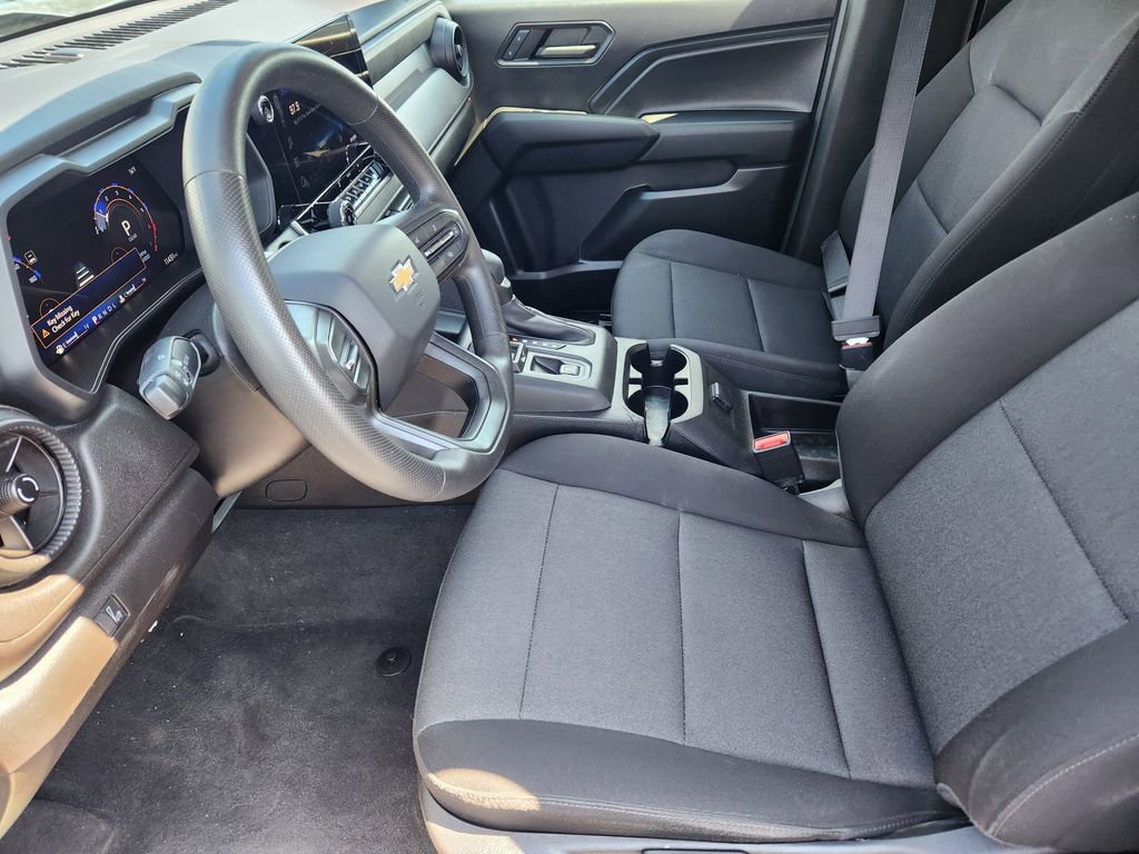 Used 2024 Chevrolet Colorado W/T RWD image 12