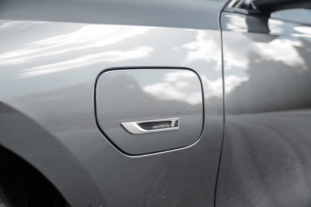 Used 2022 BMW 330e w/ M Sport Package RWD image 18