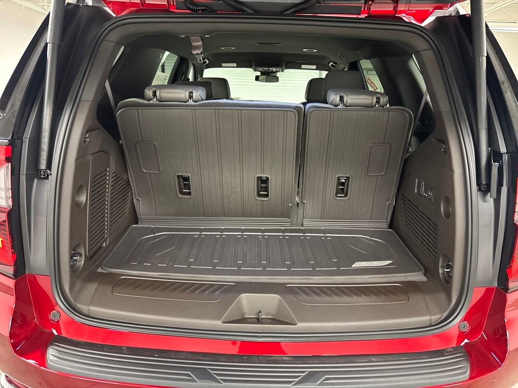 New 2026 GMC Yukon Elevation w/ LPO, Floor Liner Package AWD/4WD image 17