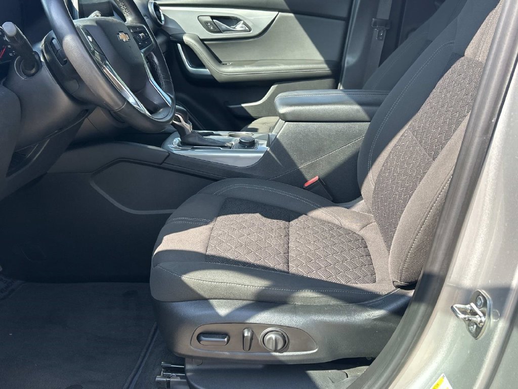 Used 2019 Chevrolet Blazer LT FWD image 14