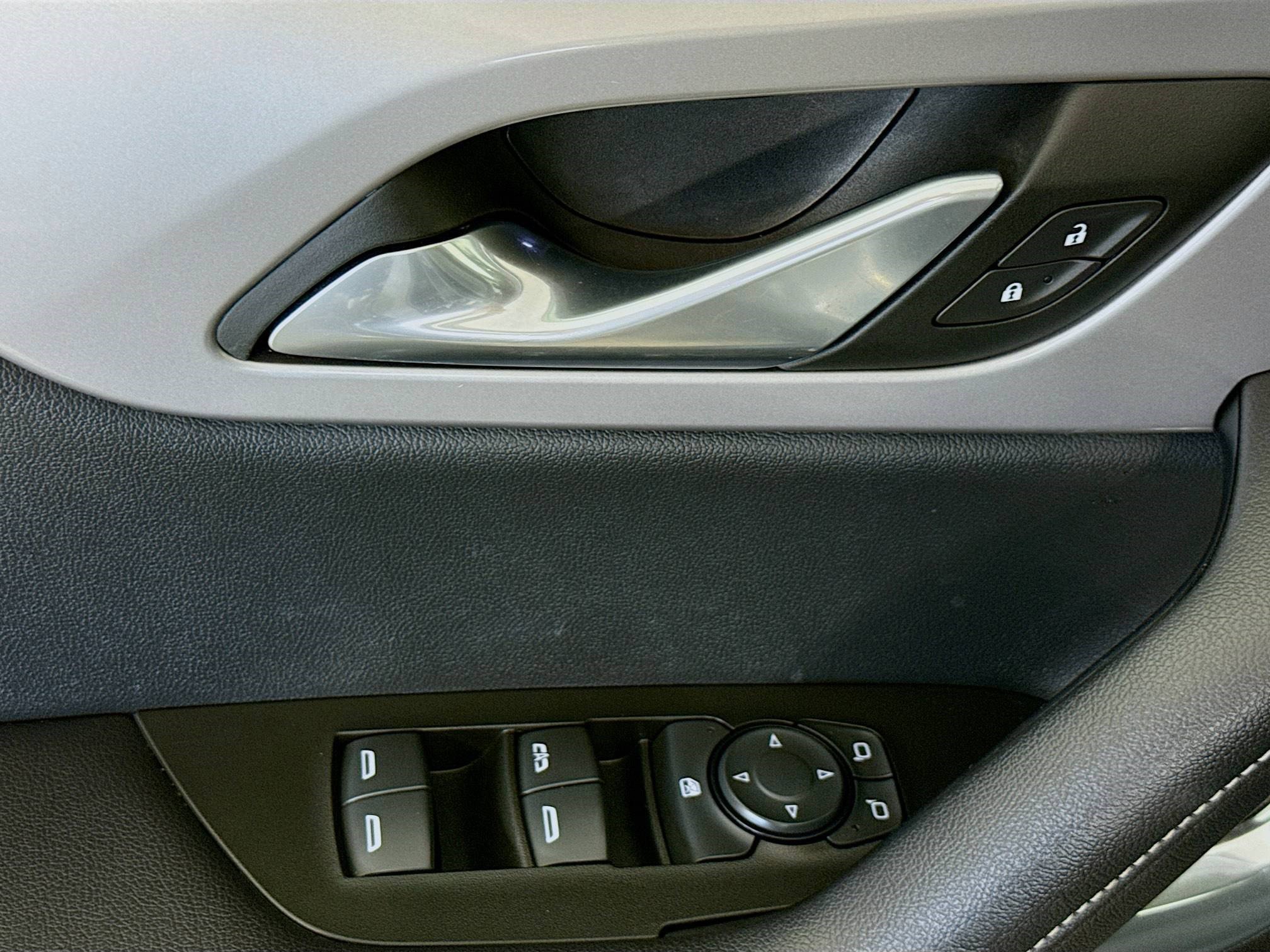 Used 2024 Chevrolet Blazer LT image 22