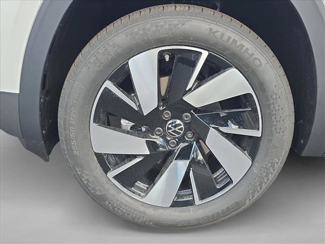 New 2026 Volkswagen Atlas Cross Sport SE image 10