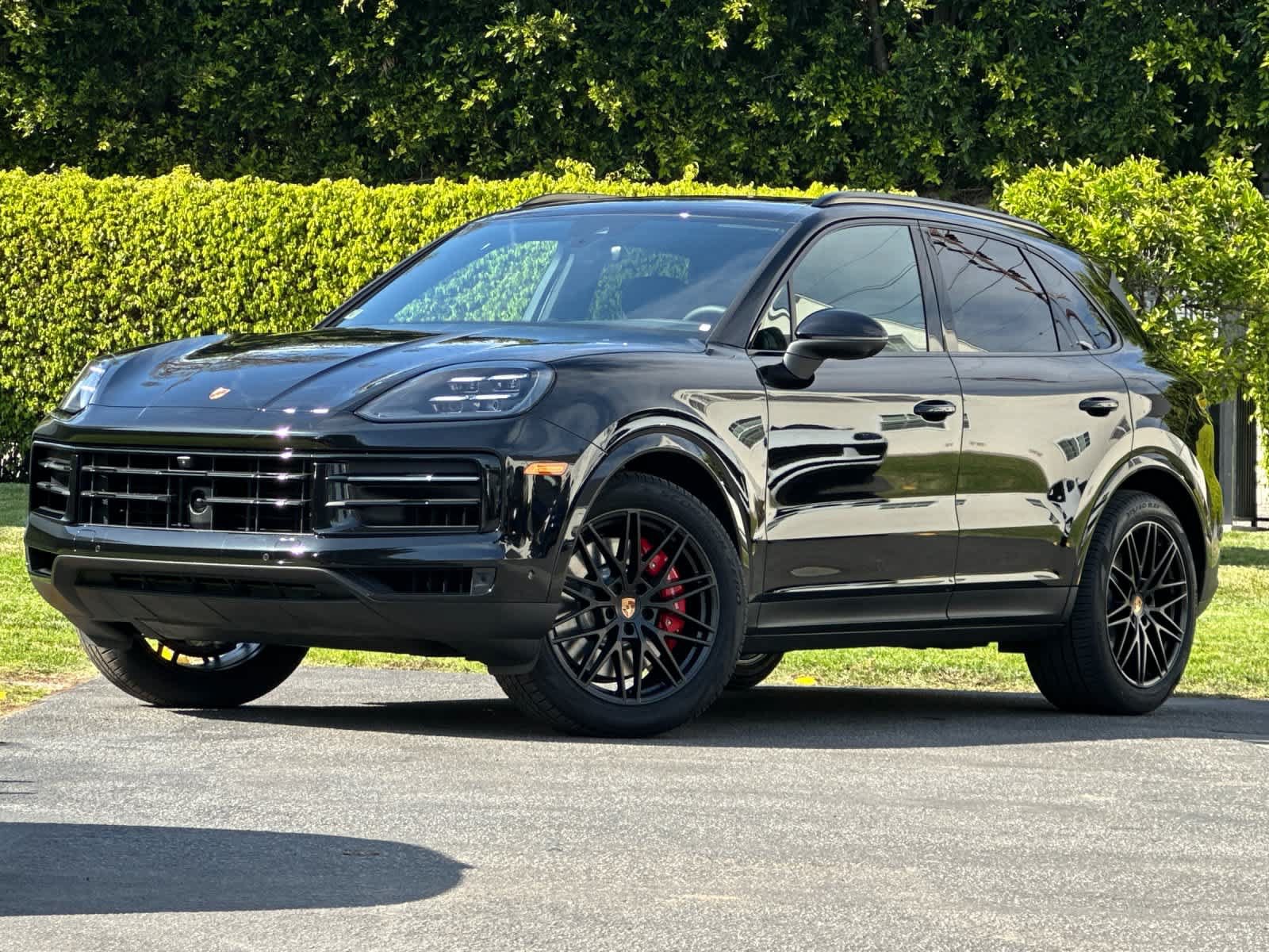 New 2026 Porsche Cayenne S AWD/4WD image 1