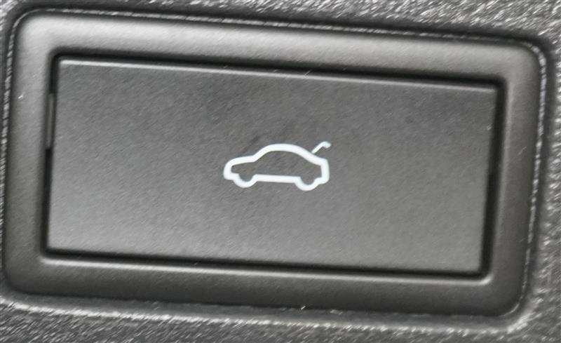 Used 2021 Volkswagen Atlas Cross Sport SEL Premium image 59