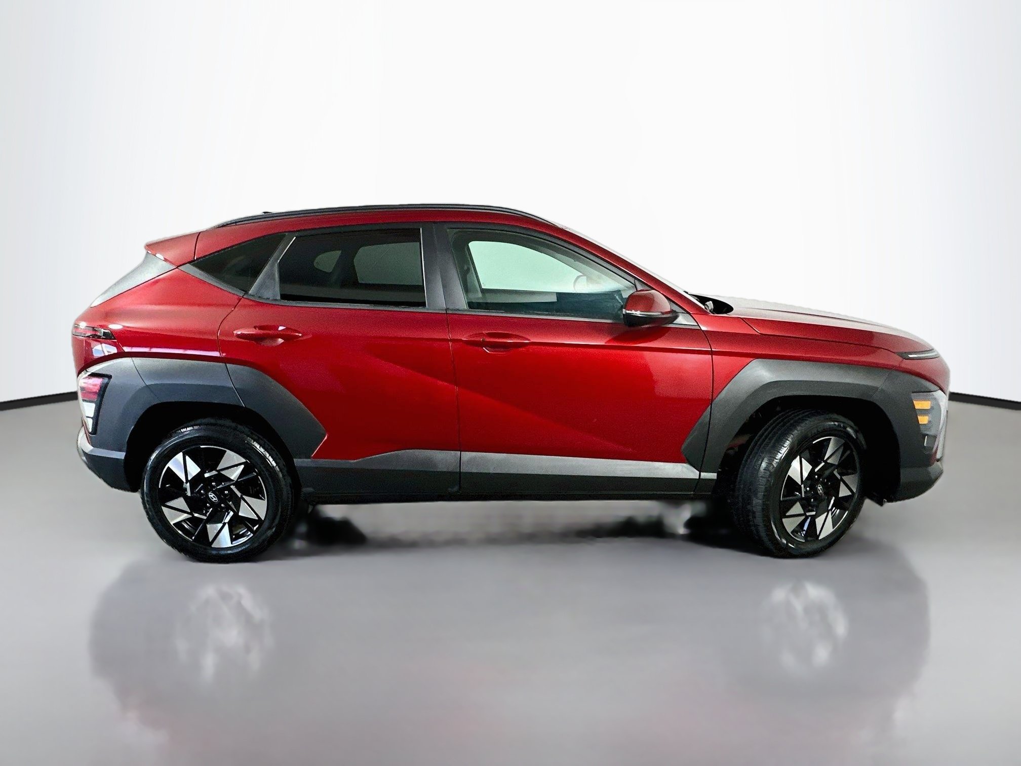 Certified 2025 Hyundai Kona SEL AWD/4WD image 8