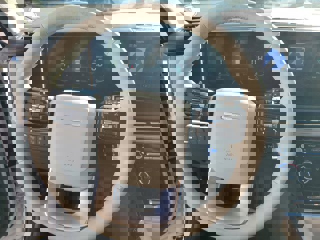 Used 2025 Hyundai Santa Fe SEL image 27