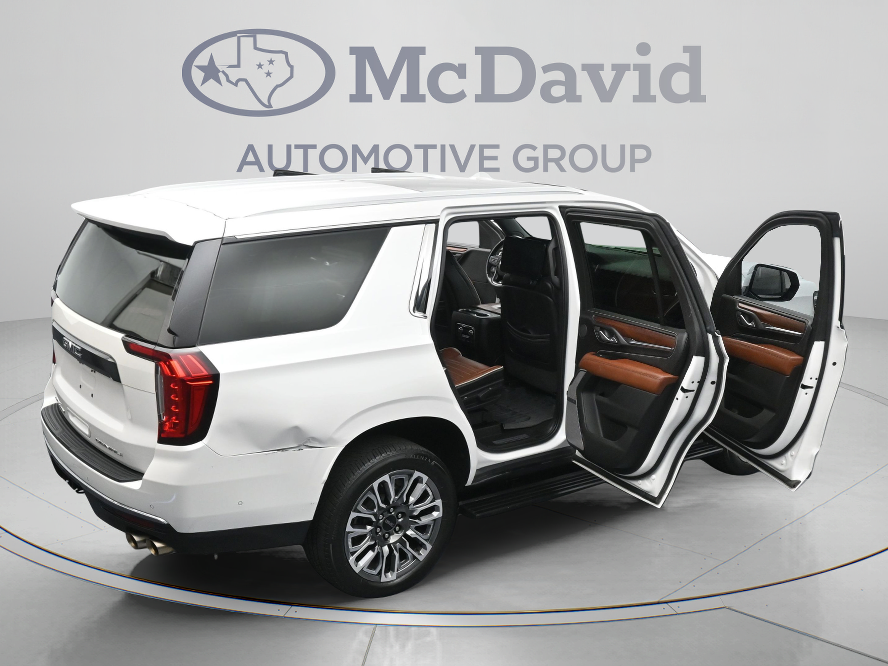 Used 2024 GMC Yukon Denali Ultimate AWD/4WD image 47