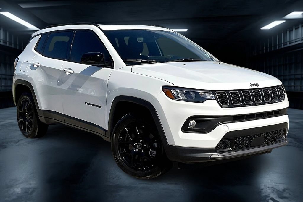 New 2025 Jeep Compass Latitude w/ Sun & Sound Group AWD/4WD image 2