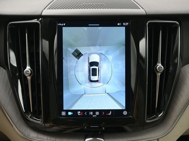 Used 2023 Volvo XC60 B5 Plus w/ Climate Package image 20