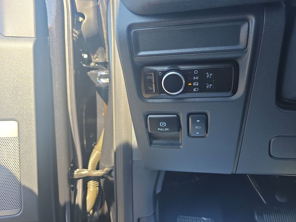Certified 2025 Ford F150 Lightning Lariat image 24