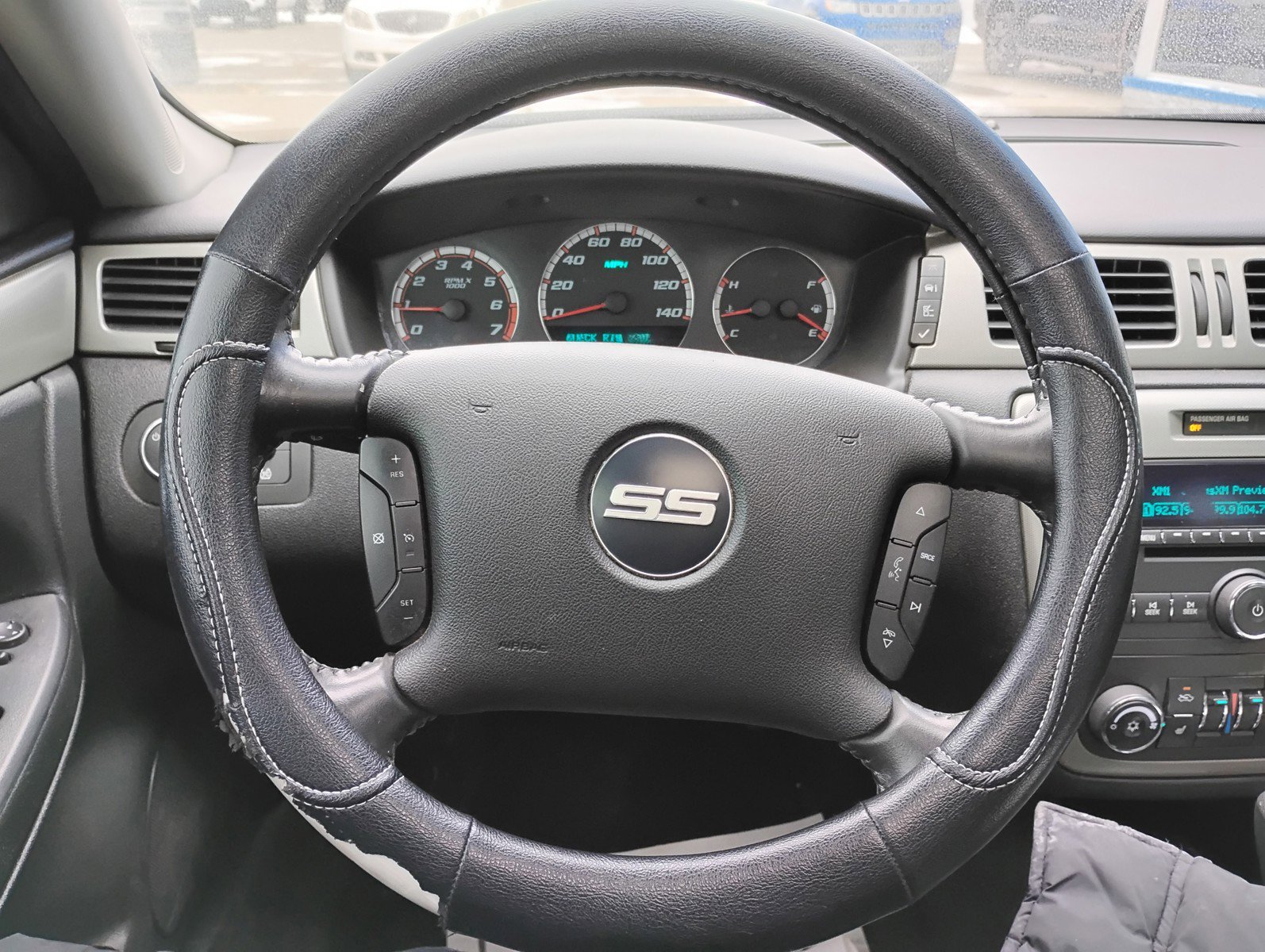 Used 2009 Chevrolet Impala SS w/ Convenience Package image 7