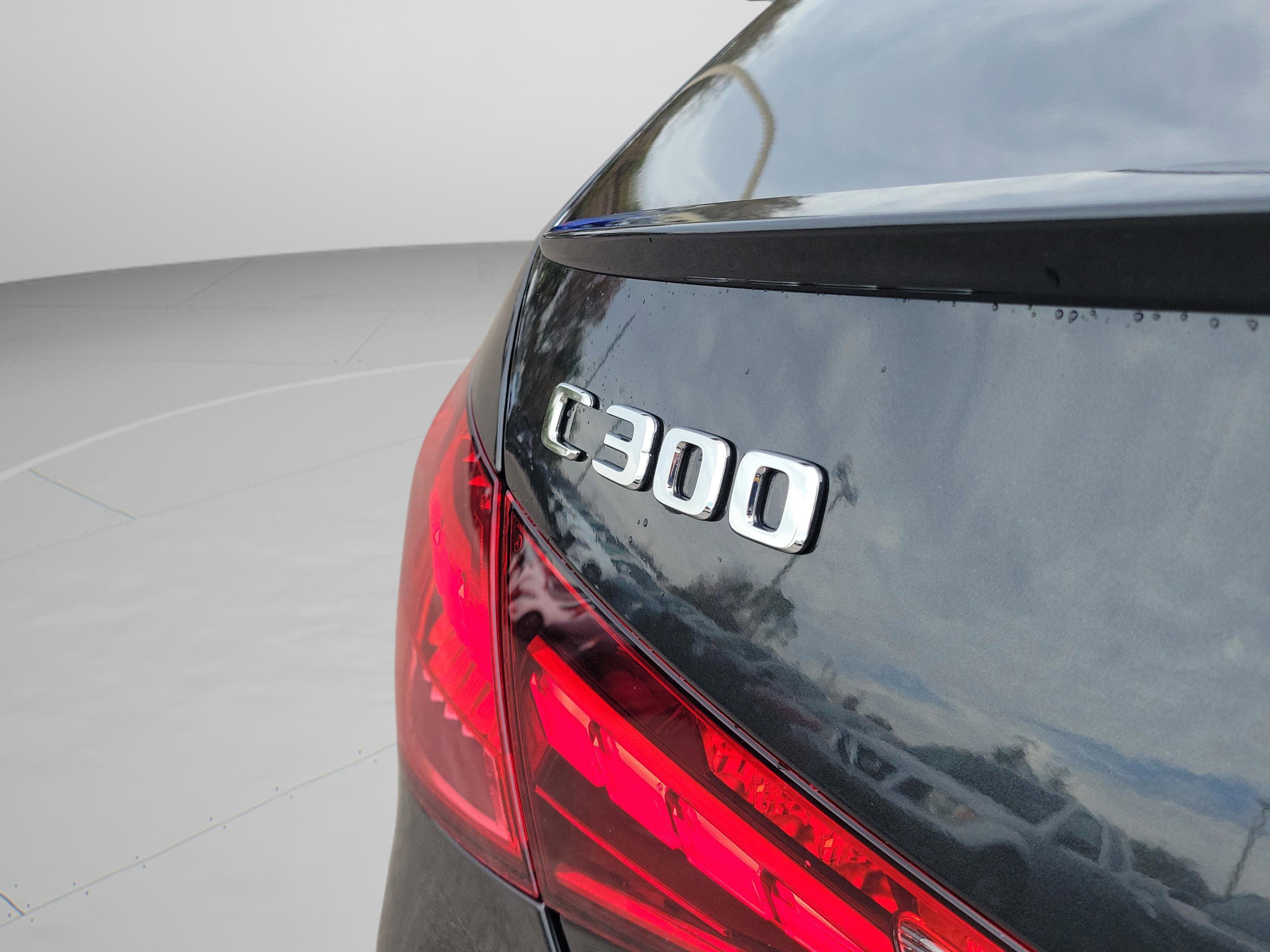 Used 2024 Mercedes-Benz C 300 Sedan image 32