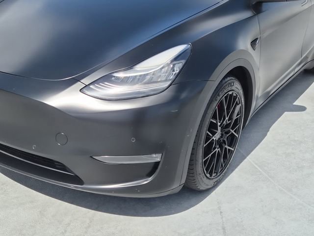 Used 2020 Tesla Model Y Performance image 10