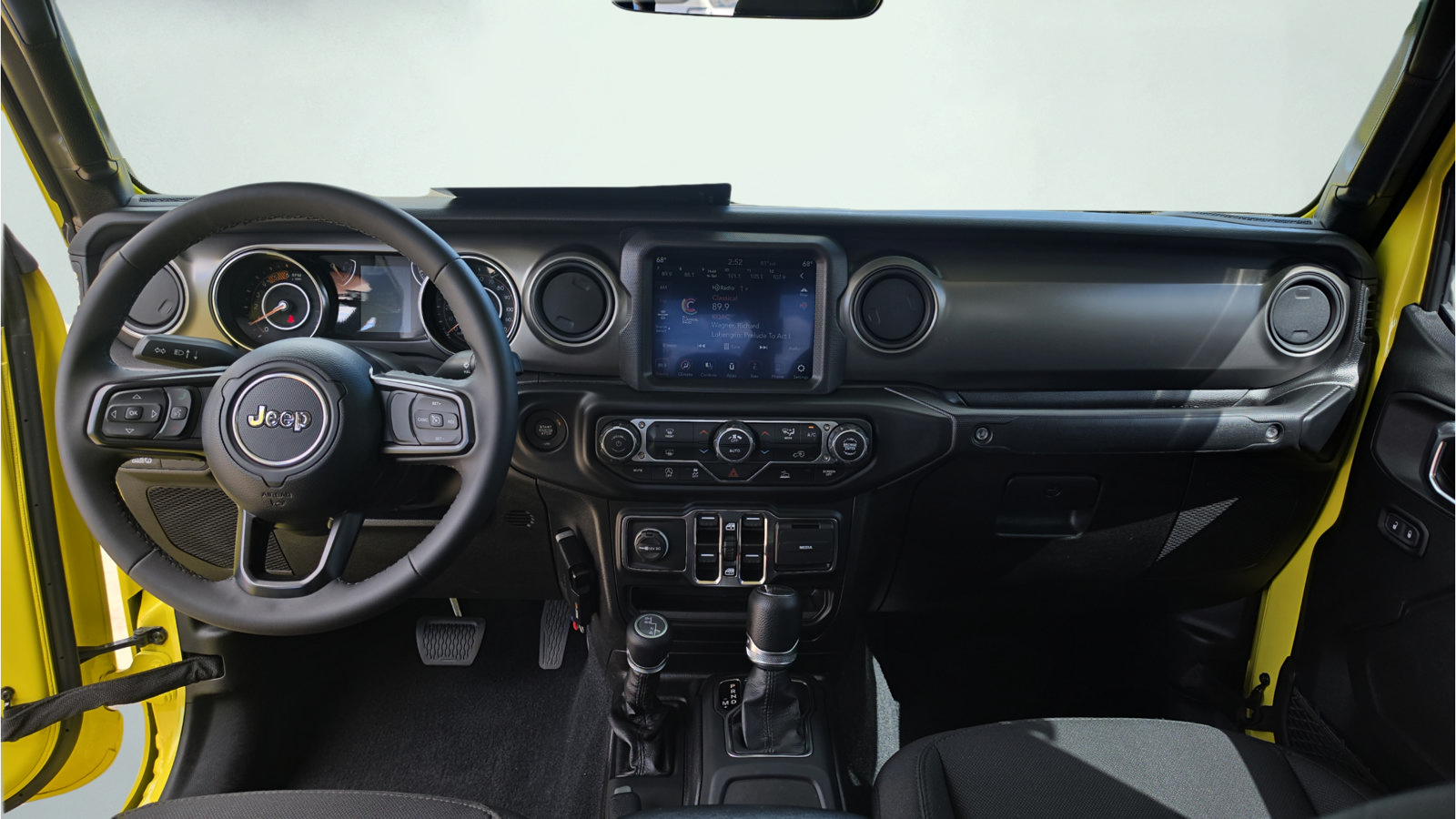 Used 2023 Jeep Gladiator Sport AWD/4WD image 13