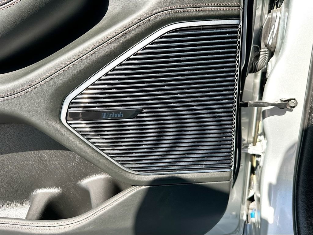 Used 2023 Jeep Grand Cherokee Summit image 25