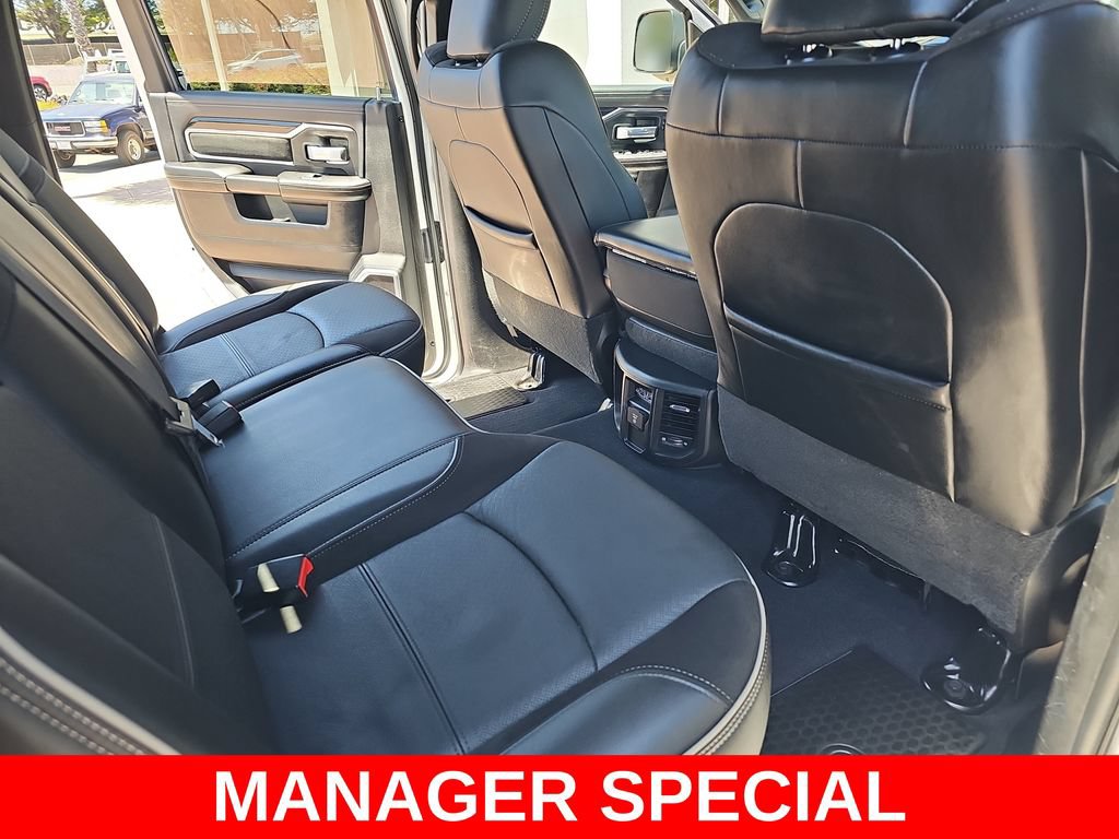 Used 2020 RAM 2500 Laramie w/ Night Edition AWD/4WD image 11