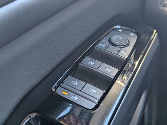 New 2026 Nissan Pathfinder SL image 23