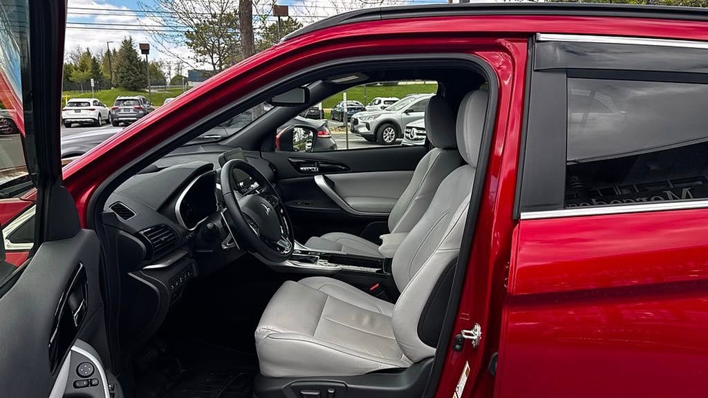 Used 2024 Mitsubishi Eclipse Cross SE AWD/4WD image 16