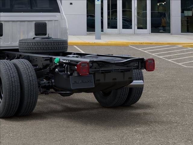 New 2026 RAM 3500 Tradesman AWD/4WD image 13