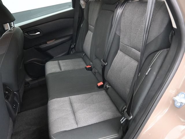 Used 2025 Nissan Rogue SV AWD/4WD image 23