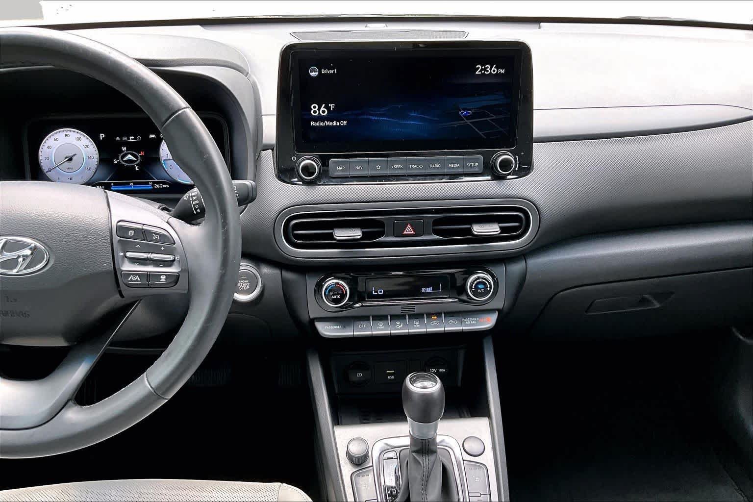 Used 2022 Hyundai Kona Limited FWD image 7