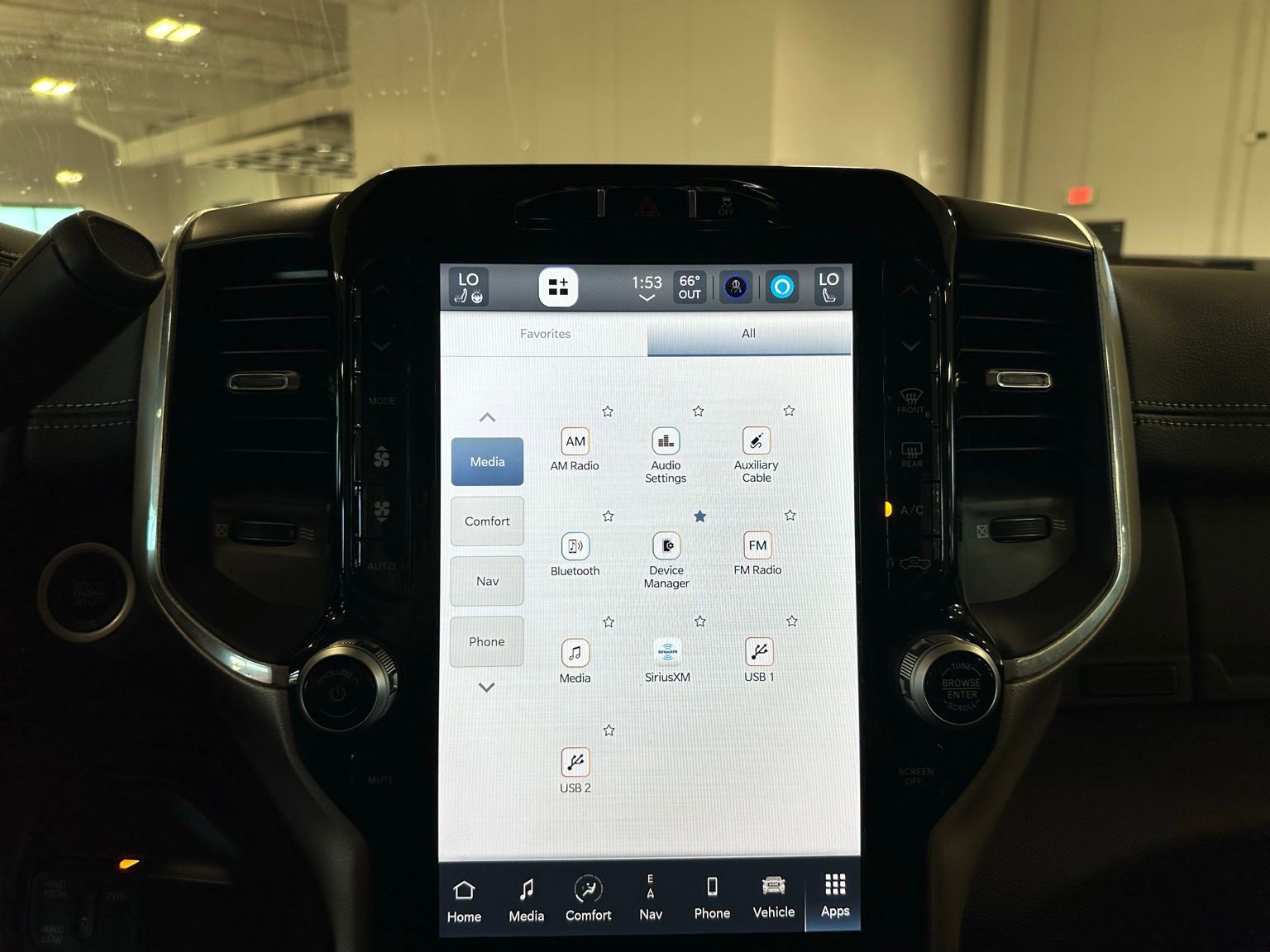 Used 2024 RAM 3500 Laramie image 31