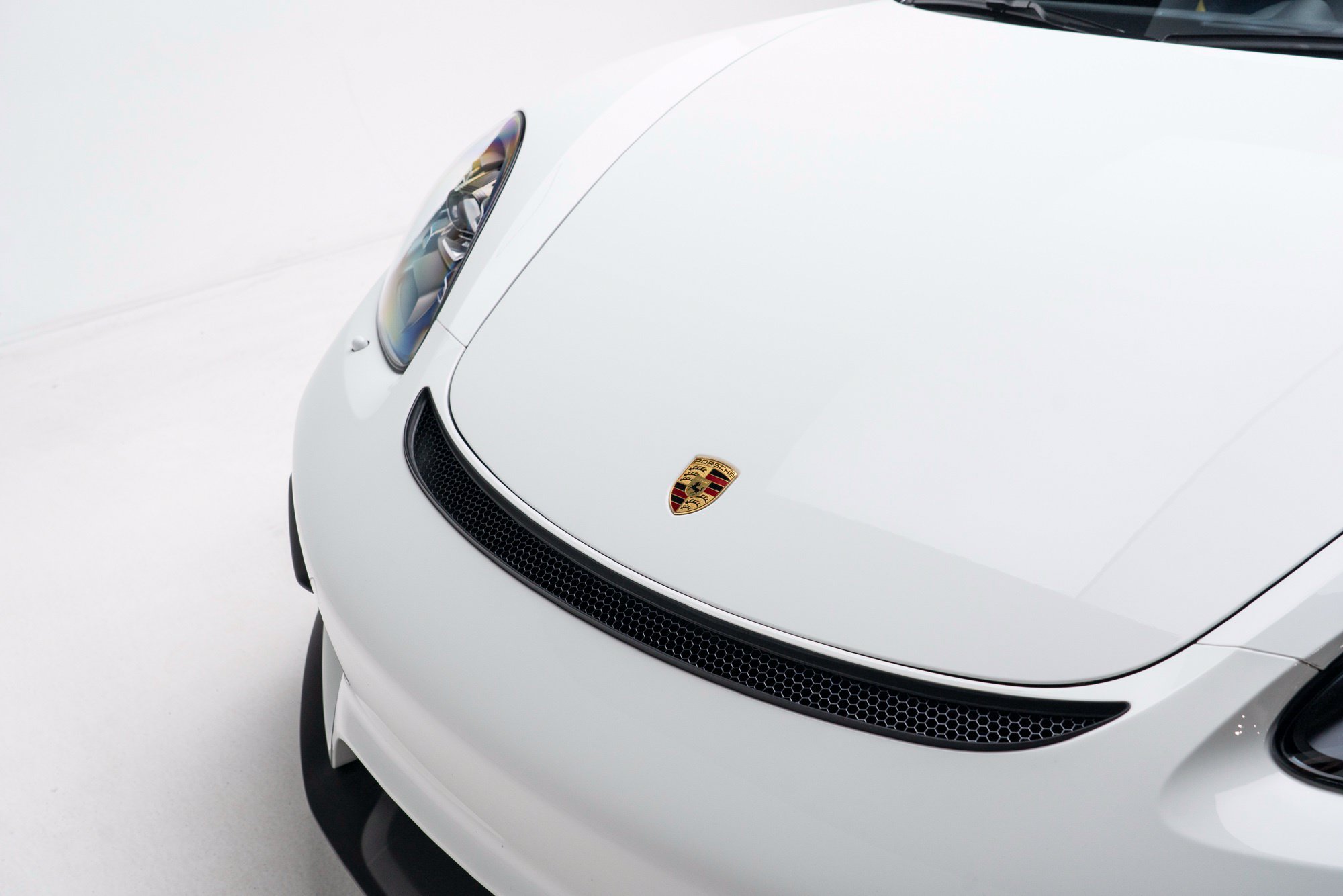 Used 2020 Porsche 718 Boxster Spyder RWD image 56