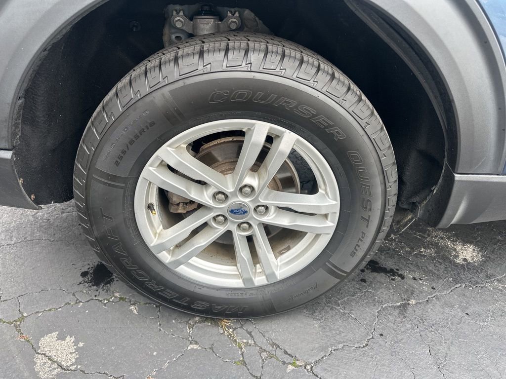 Used 2020 Ford Explorer XLT w/ Equipment Group 202A image 40