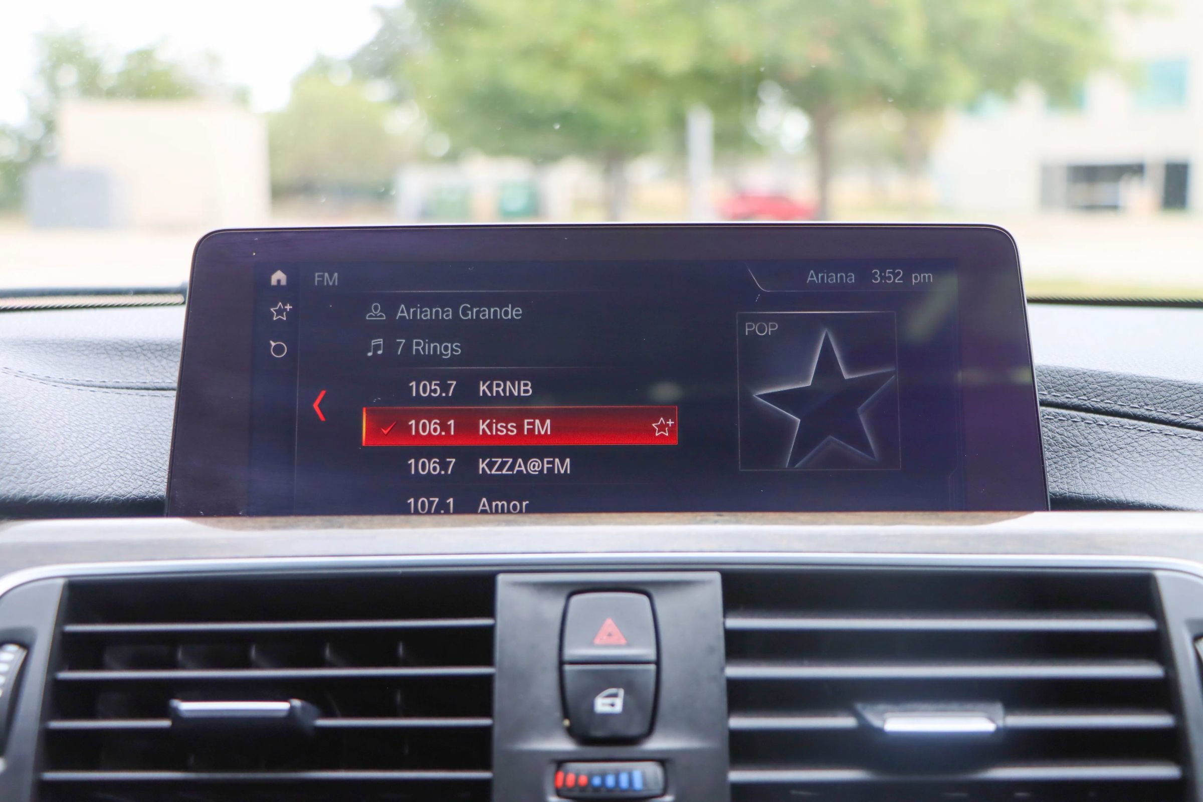 Used 2018 BMW 330e w/ Premium Package RWD image 36