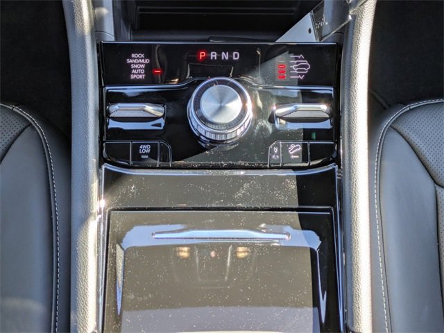 New 2025 Jeep Grand Cherokee Overland w/ Trailer Tow Package image 17