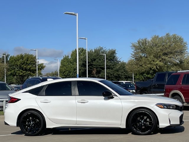 Used 2025 Honda Civic Sport image 3