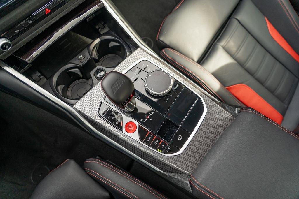 Used 2025 BMW M2 w/ Lighting Package image 27