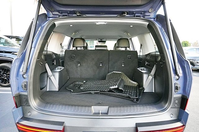 Certified 2025 Hyundai Santa Fe SEL image 13