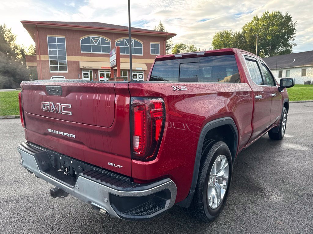 Used 2022 GMC Sierra 1500 SLT w/ SLT Premium Package AWD/4WD image 22