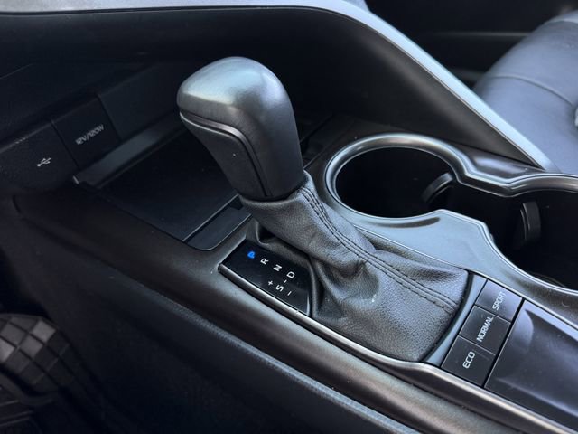 Used 2024 Toyota Camry SE image 19