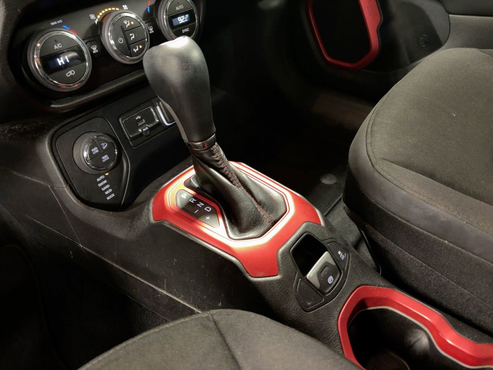 Used 2015 Jeep Renegade Trailhawk w/ Popular Equipment Group image 17