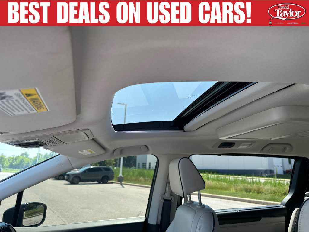 Used 2025 Honda Odyssey Touring image 13
