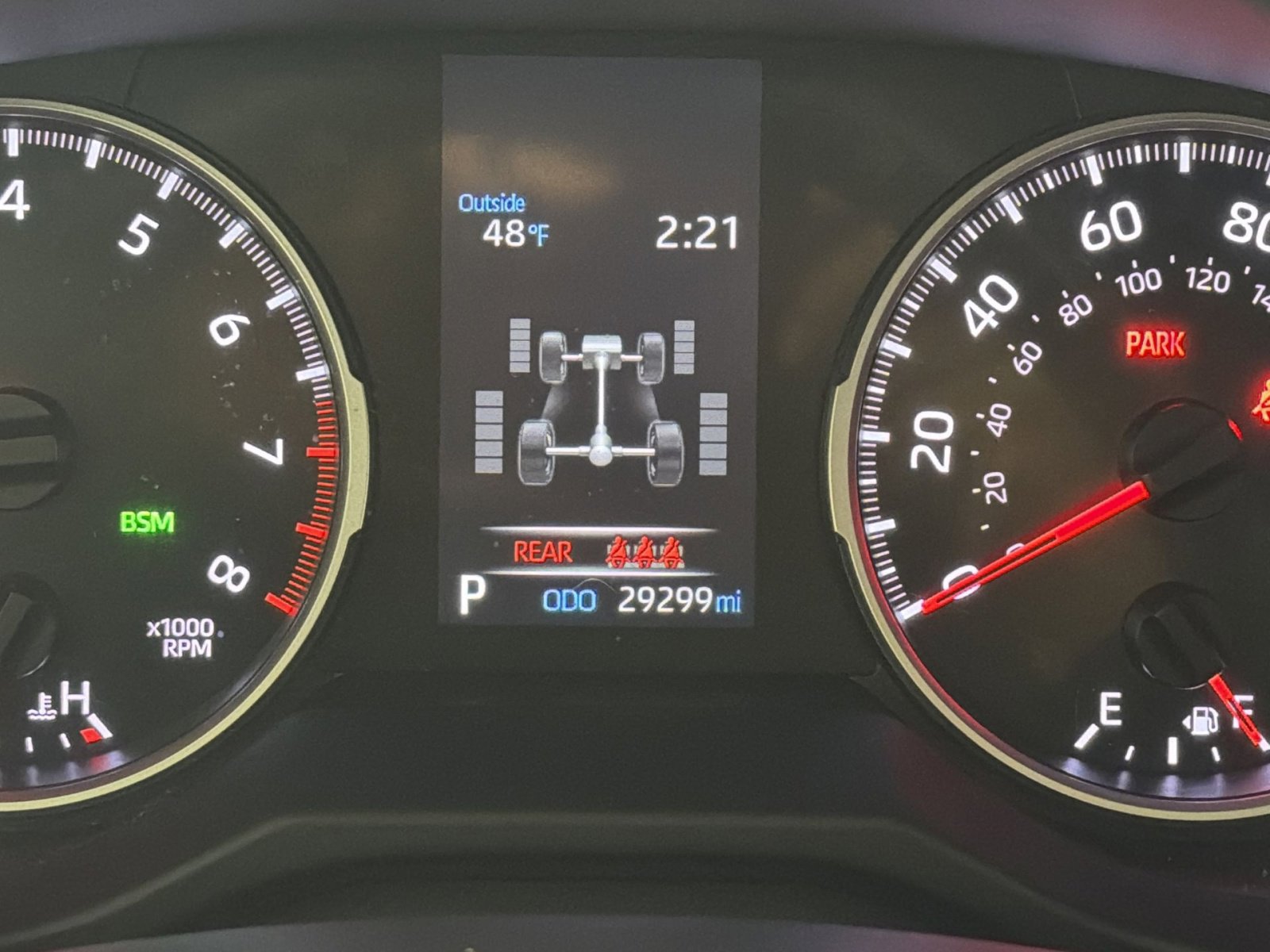 Used 2021 Toyota RAV4 XLE w/ Convenience Package image 17