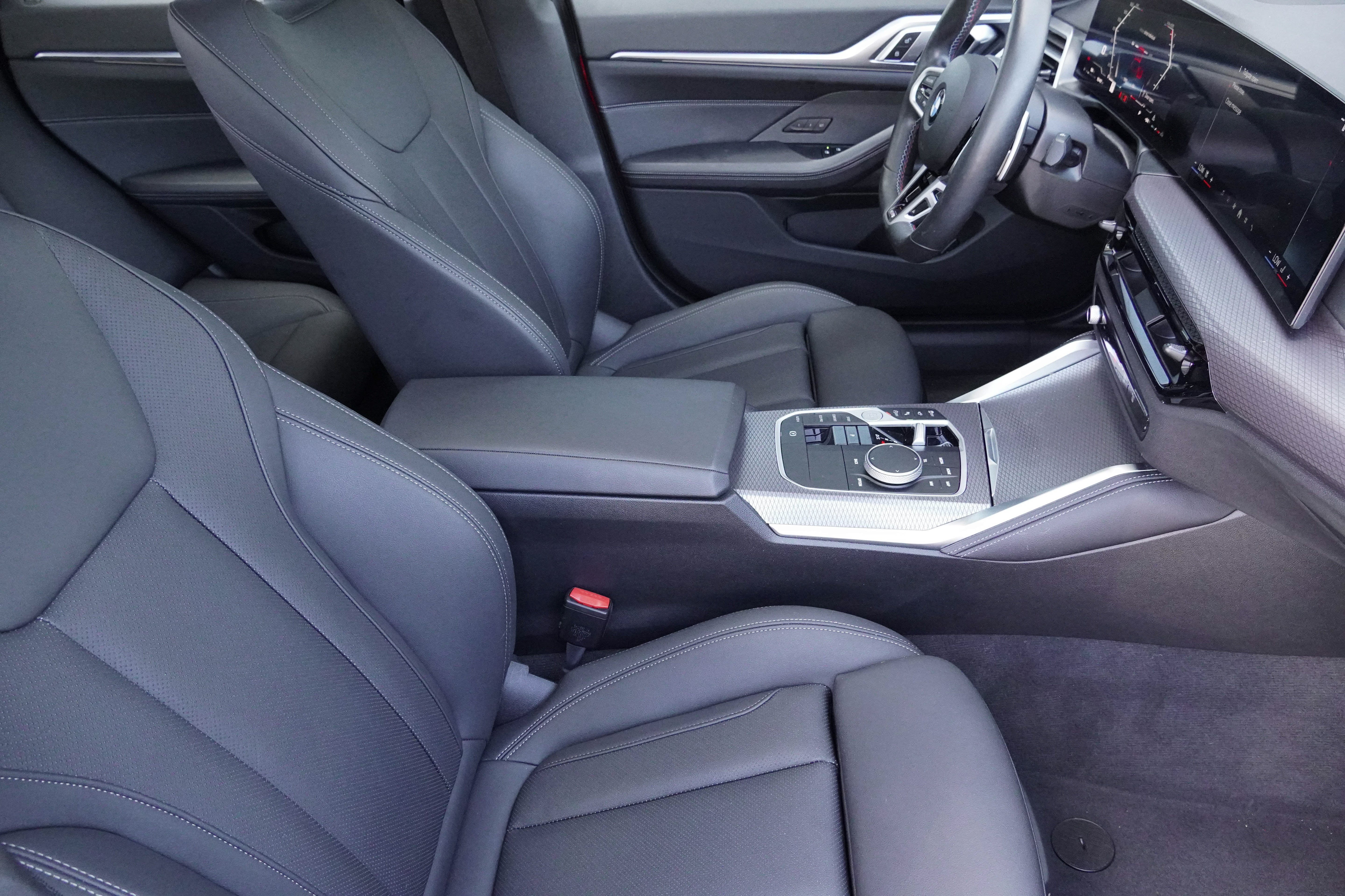 Used 2025 BMW 440i xDrive AWD/4WD image 12