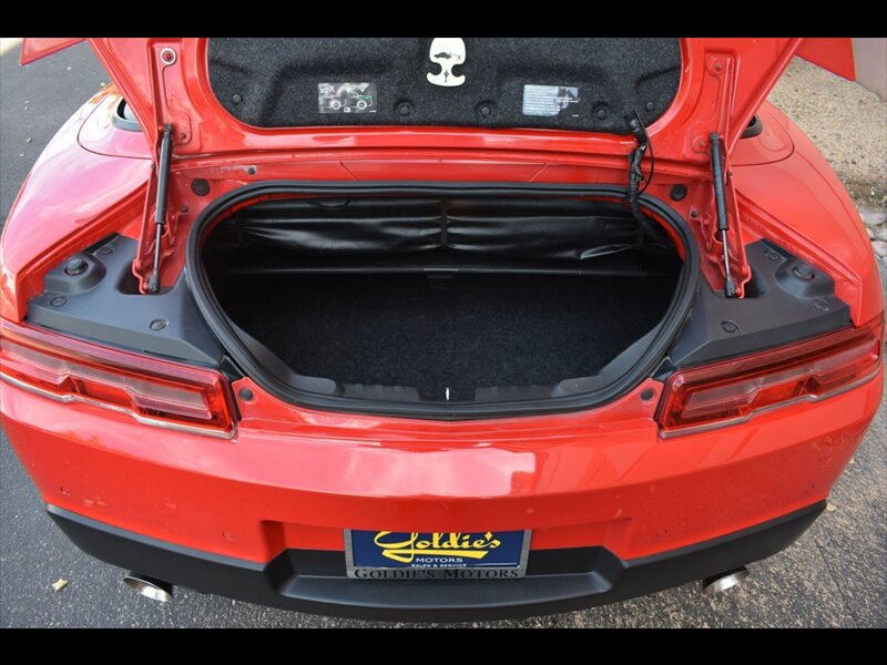 Used 2015 Chevrolet Camaro SS w/ RS Package RWD image 31