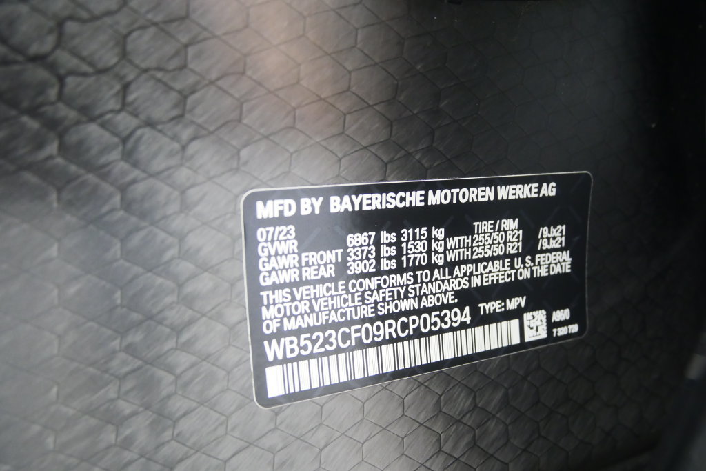 Certified 2024 BMW iX xDrive50 w/ Premium Package AWD/4WD image 28
