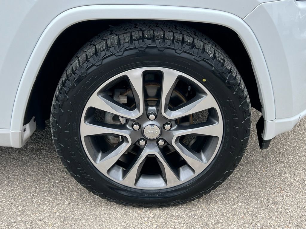 Used 2018 Jeep Grand Cherokee Overland image 10