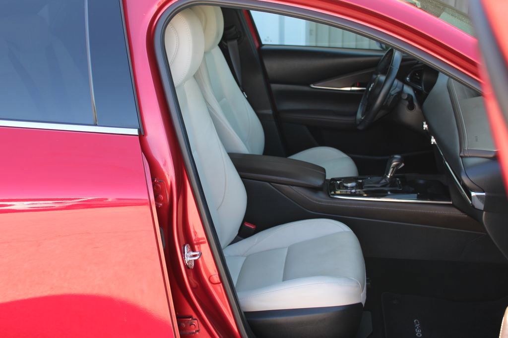Used 2023 MAZDA CX-30 AWD 2.5 S w/ Premium Package image 37