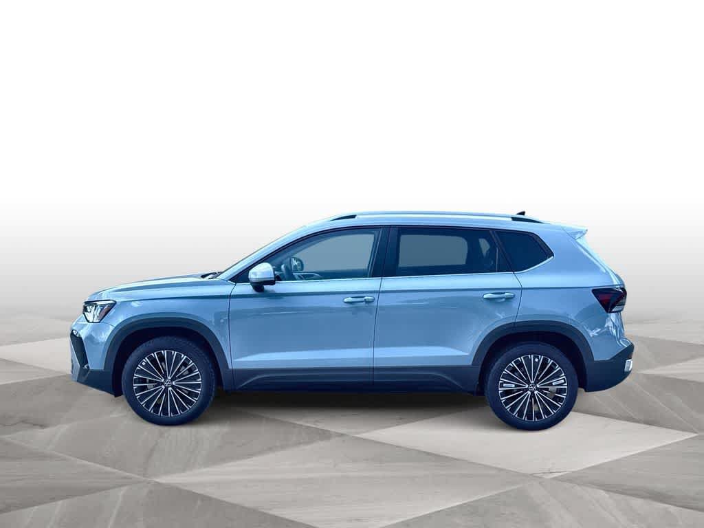 New 2026 Volkswagen Taos SE FWD image 5